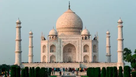 De ce Taj Mahal este considerat un templu închinat dragostei?