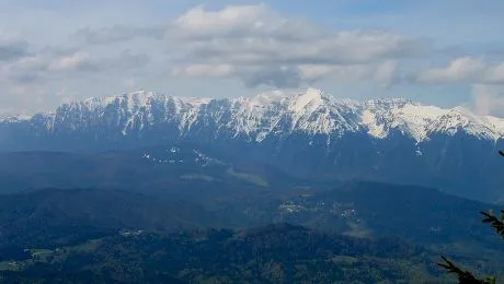 De la ce vine denumirea Munților Bucegi? Ce este Buceagul?