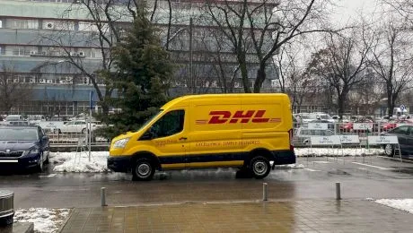 De la ce vin inițialele DHL ale companiei de curierat?