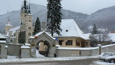 Care este misterul hrisovului din globul de aur de la Brașov?