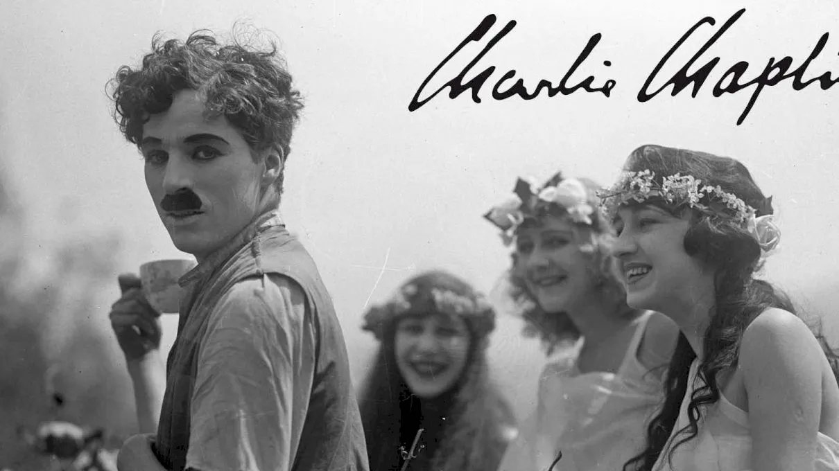 Antiteza foto! Povestea celei mai triste fotografii, cu unul dintre cei mai veseli actori: Charlie Chaplin, cu câteva săptămâni înainte să moară